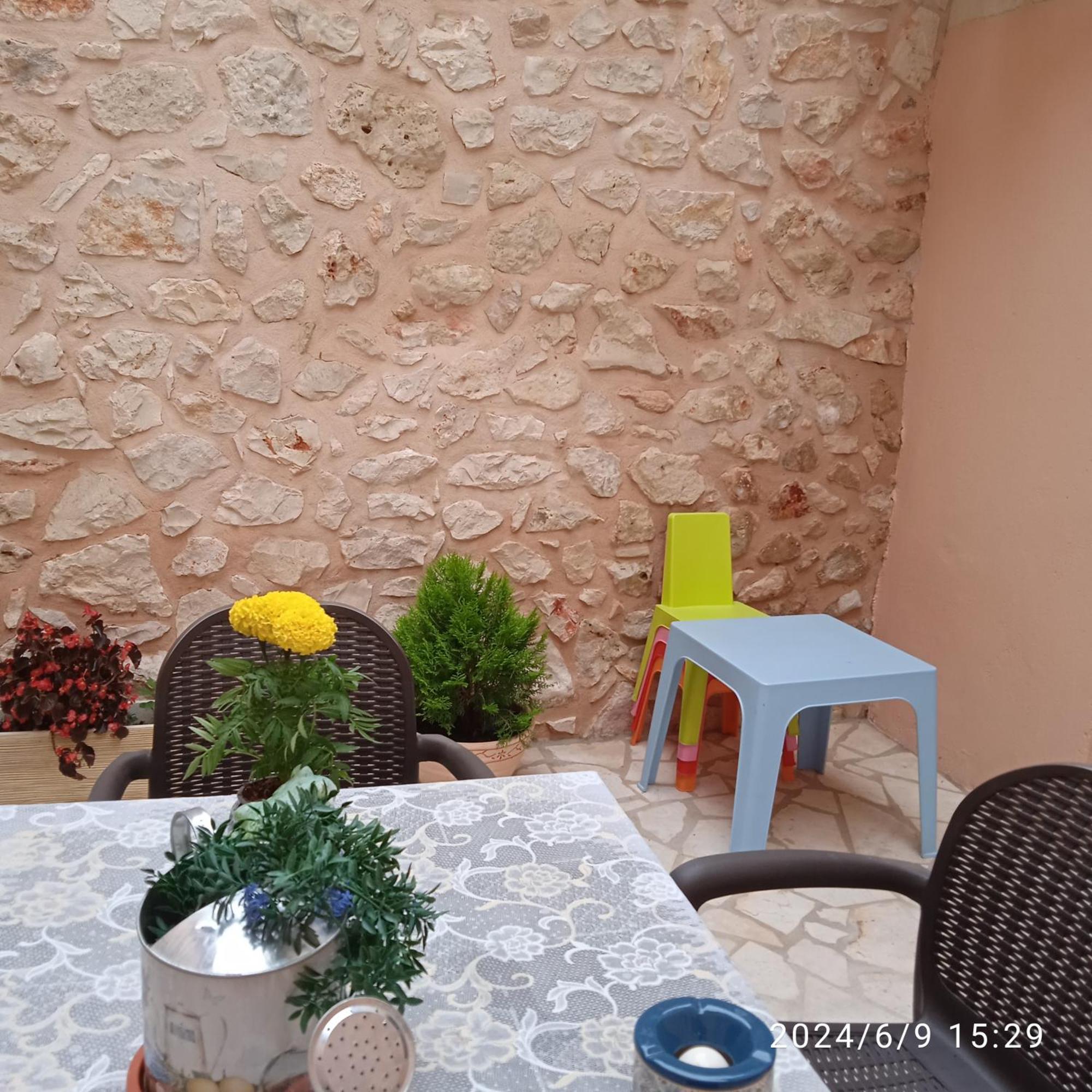Apartamento Turístico El Empedrado de M&G Colmenar de Oreja Exterior foto