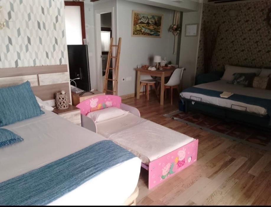 Apartamento Turístico El Empedrado de M&G Colmenar de Oreja Exterior foto